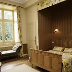 Domaine De Villeray Отель 4*