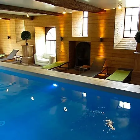 Domaine De Villeray Hotel 4*