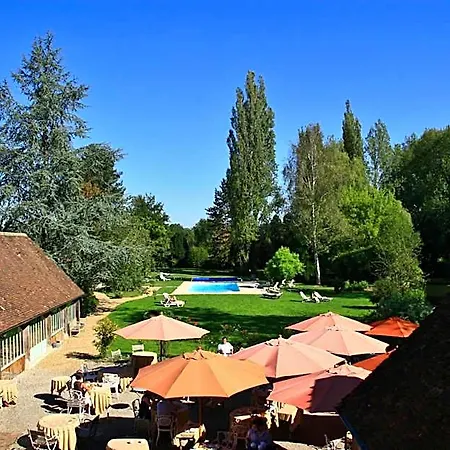 Hotel Domaine De Villeray 4*