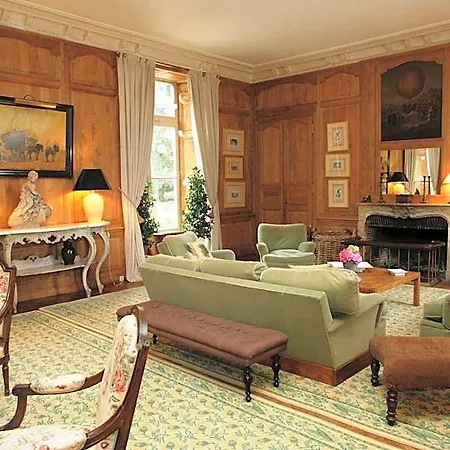 Domaine De Villeray Hotel