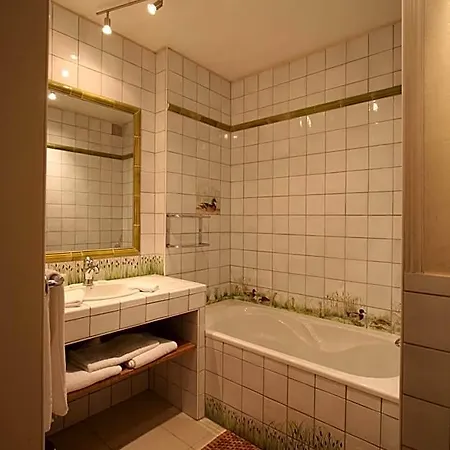 Domaine De Villeray Hotel Condeau