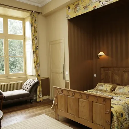 Domaine De Villeray Hotell 4*