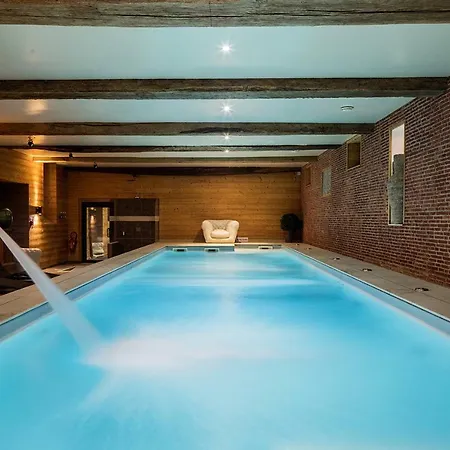 Domaine De Villeray Hotel 4*