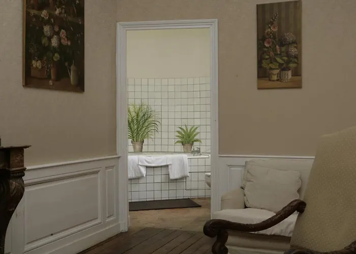 Domaine De Villeray 4*