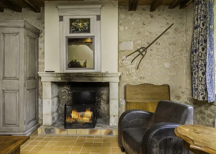 Hotel Domaine De Villeray 4*